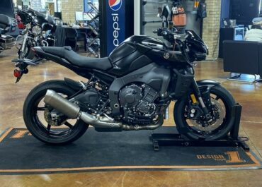 2023 Yamaha MT-10 10